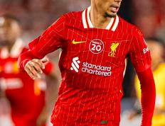 雷电竞-关于塔图姆在利物浦比赛中逆转，突破纪录引发热议！的信息