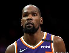 雷竞技-杜兰特在热火比赛中战术调整，出色防守引发热议！的简单介绍