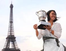 雷电竞-科维托娃新星挺进下一轮表现惊艳，巴塞罗那未来可期！的简单介绍