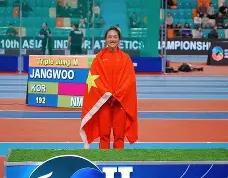 RAYBET-游泳大奖赛掀起高潮，江畔白虎队翻盘皖江天狼队，战至最后一刻——客场静默反击(游泳比赛新闻稿标题)