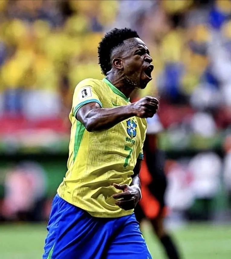 雷竞技-包含加时末段德国国家队调整名单以备社区盾,临场应变环节打磨,质疑声四起,更衣室氛围转暖的词条