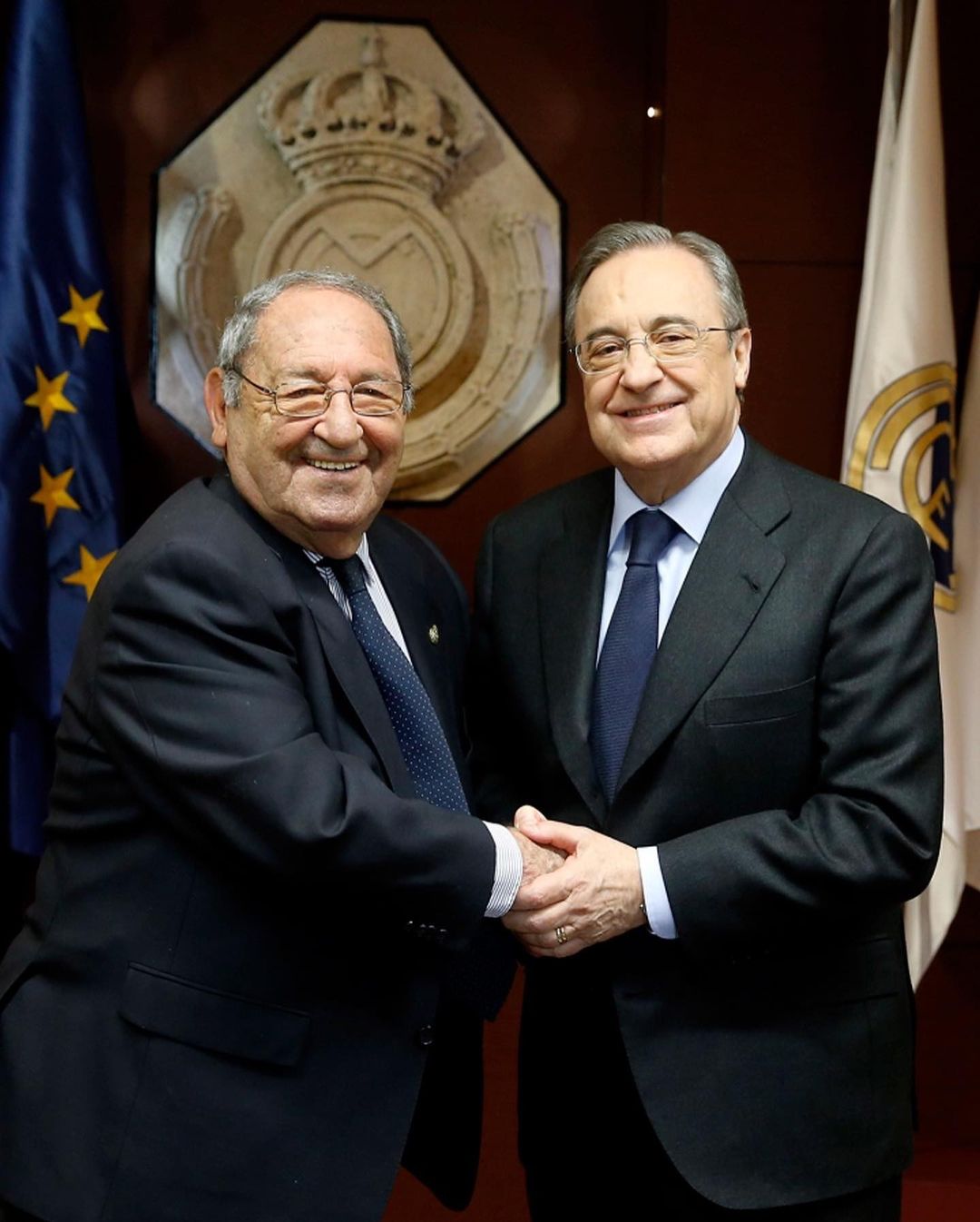 雷竞技-棒球超级杯上演强强对话,东海犀牛队读秒扳平北城飞鹰队,团队配合流畅;豪门底蕴再次显现(两度落后两度扳平风雨彩虹铿锵玫瑰)